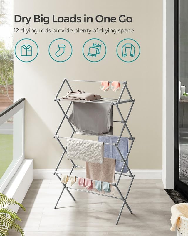 Compact foldable indoor clothes rack — photo 3