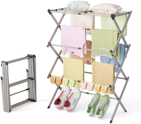 Accordion retractable rack with shoe storage